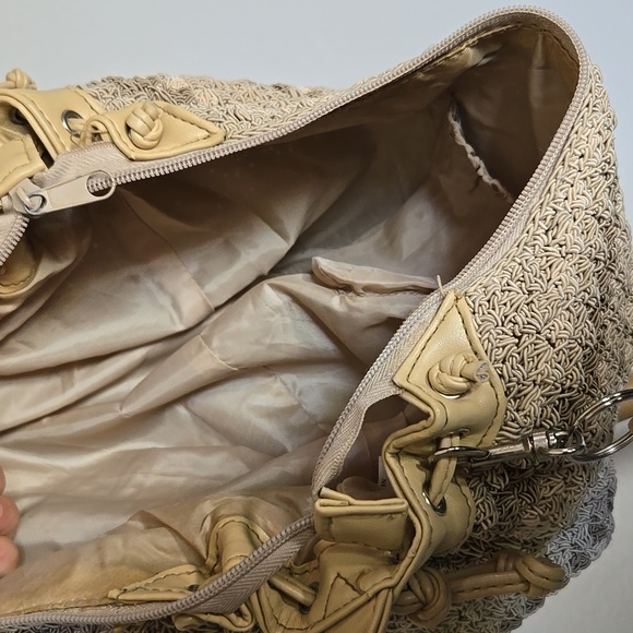 Beige Woven Shoulder Bag - Picture 5 of 5